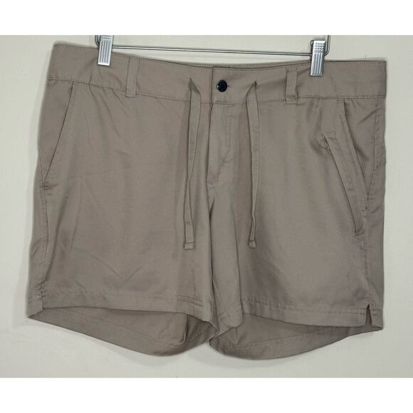 Magellan Women's Shorts Size Large Quick Dry 5.5" Long Fishing Hiking Tan Khaki - Picture 1 of 9